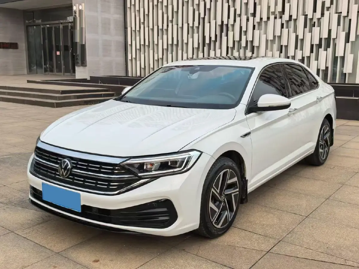 2023 Volkswagen Sagitar 1.4T 150HP L4 7DCT