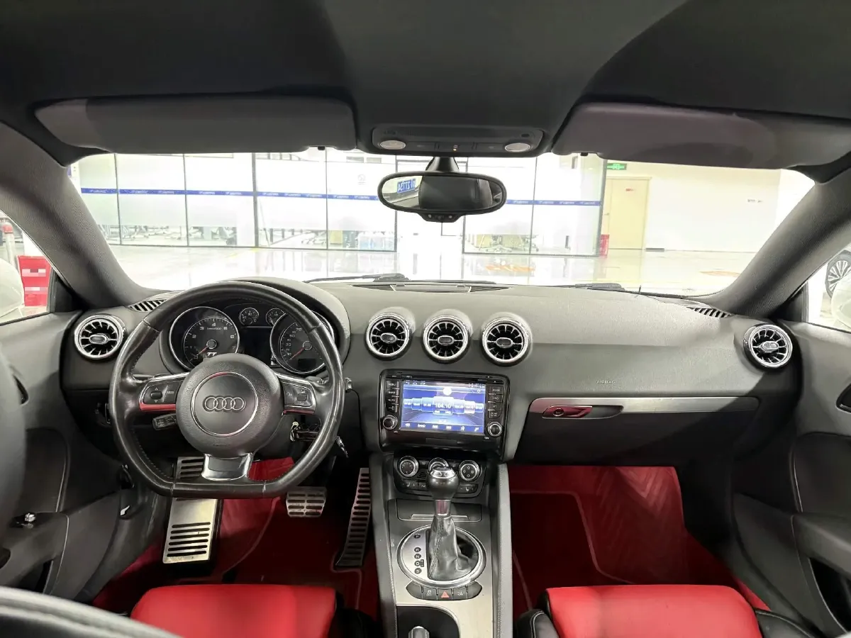 2013 Audi TTS 2.0T 272HP L4 6DCT,autocango,china used car exporter,china ev exporter,chinese used car exporter,chinese used ev exporter