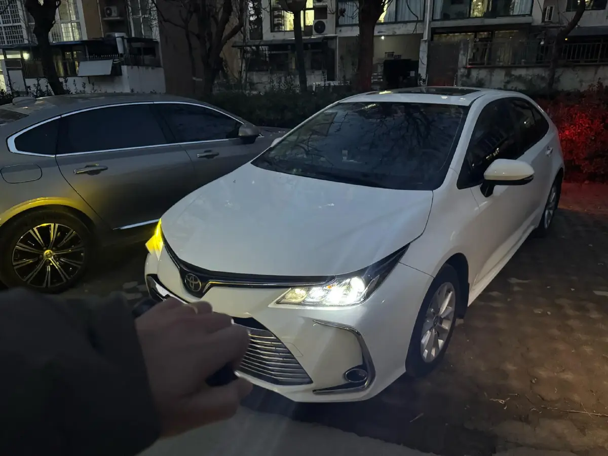 2021 Toyota Corolla 1.2T 116HP L4 CVT