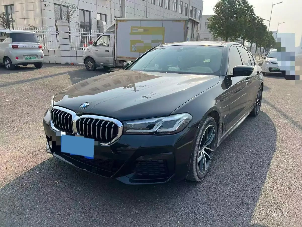 2021 BMW 5 Series 2.0T 184HP L4 8AT