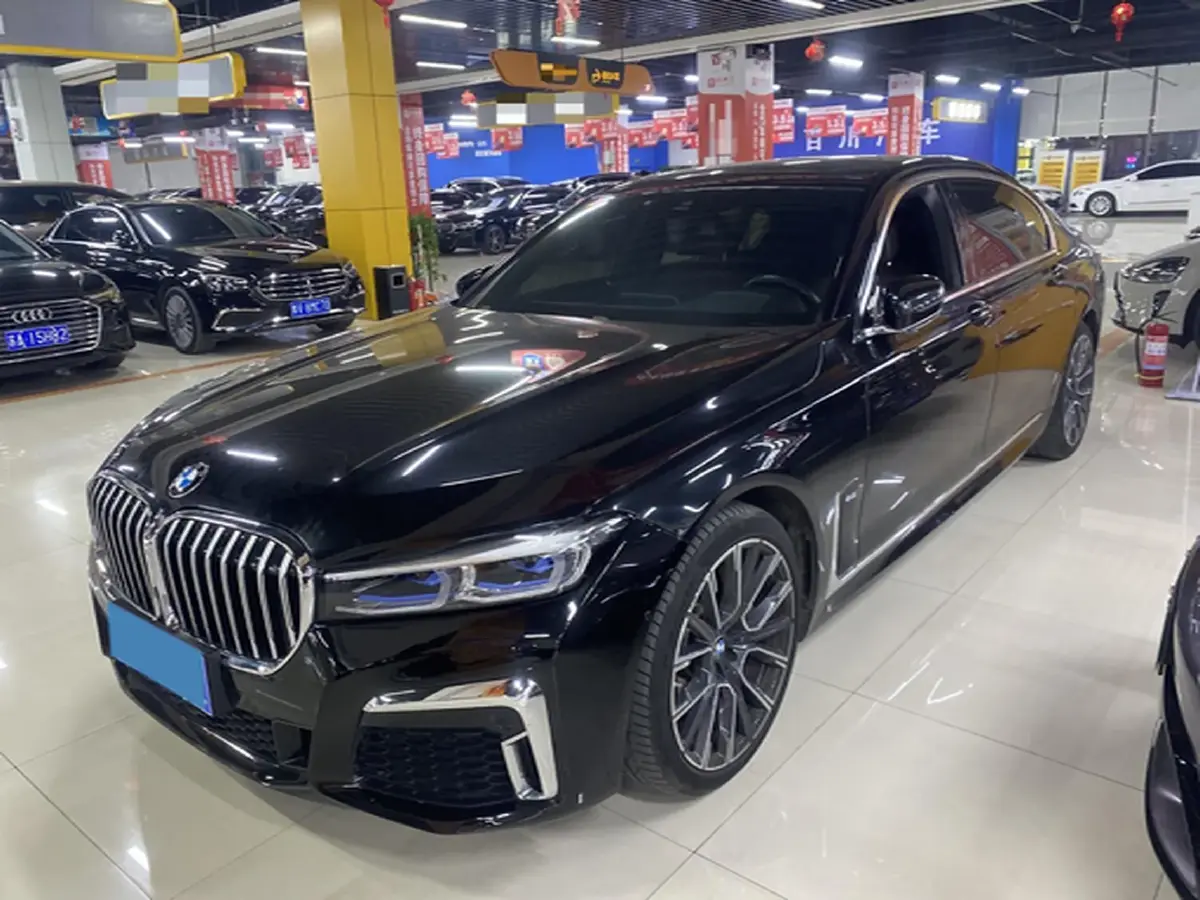 2019 BMW 7 Series 3.0T 340HP L6 8AT