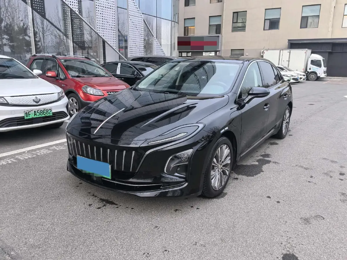 2022 HongQi E-QM5 BEV 54KWH