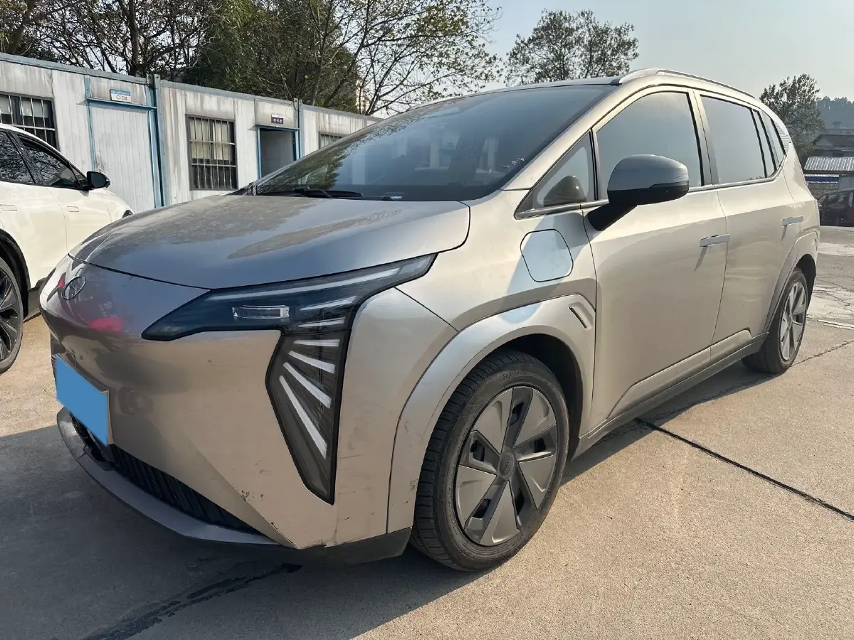 2023 Aion Y BEV 61.7KWH