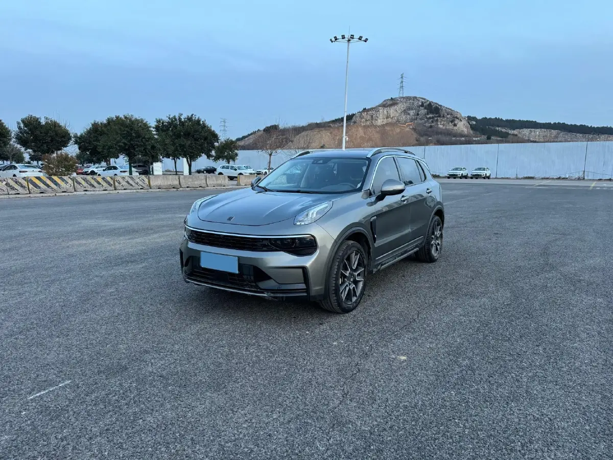 2021 LYNK&CO 01 2.0T 218HP L4 8AT