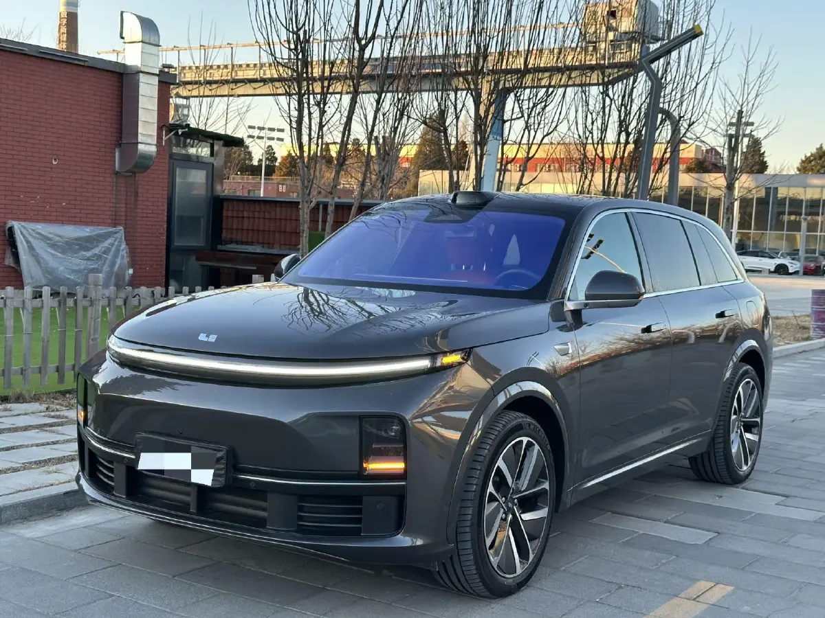 2024 Li L8 Range Extended 154HP REEV 52.3KWH