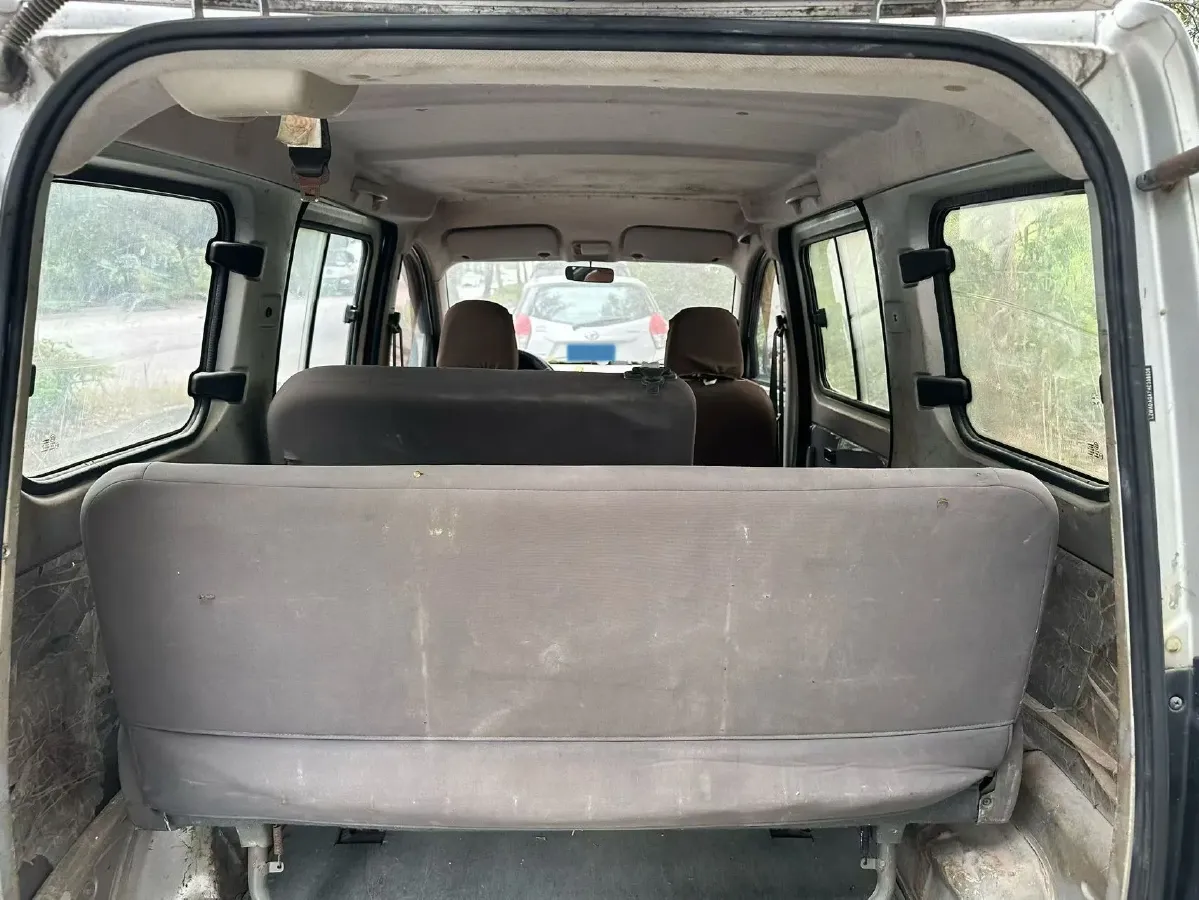 2017 WuLing ZhiGuang V 1.2L 82HP L4 5MT,autocango,china used car exporter,china ev exporter,chinese used car exporter,chinese used ev exporter