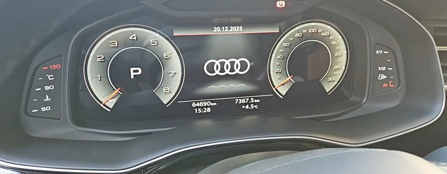 2022 Volkswagen Touareg 3.0T 340HP V6 8AT,autocango,china used car exporter,china ev exporter,chinese used car exporter,chinese used ev exporter