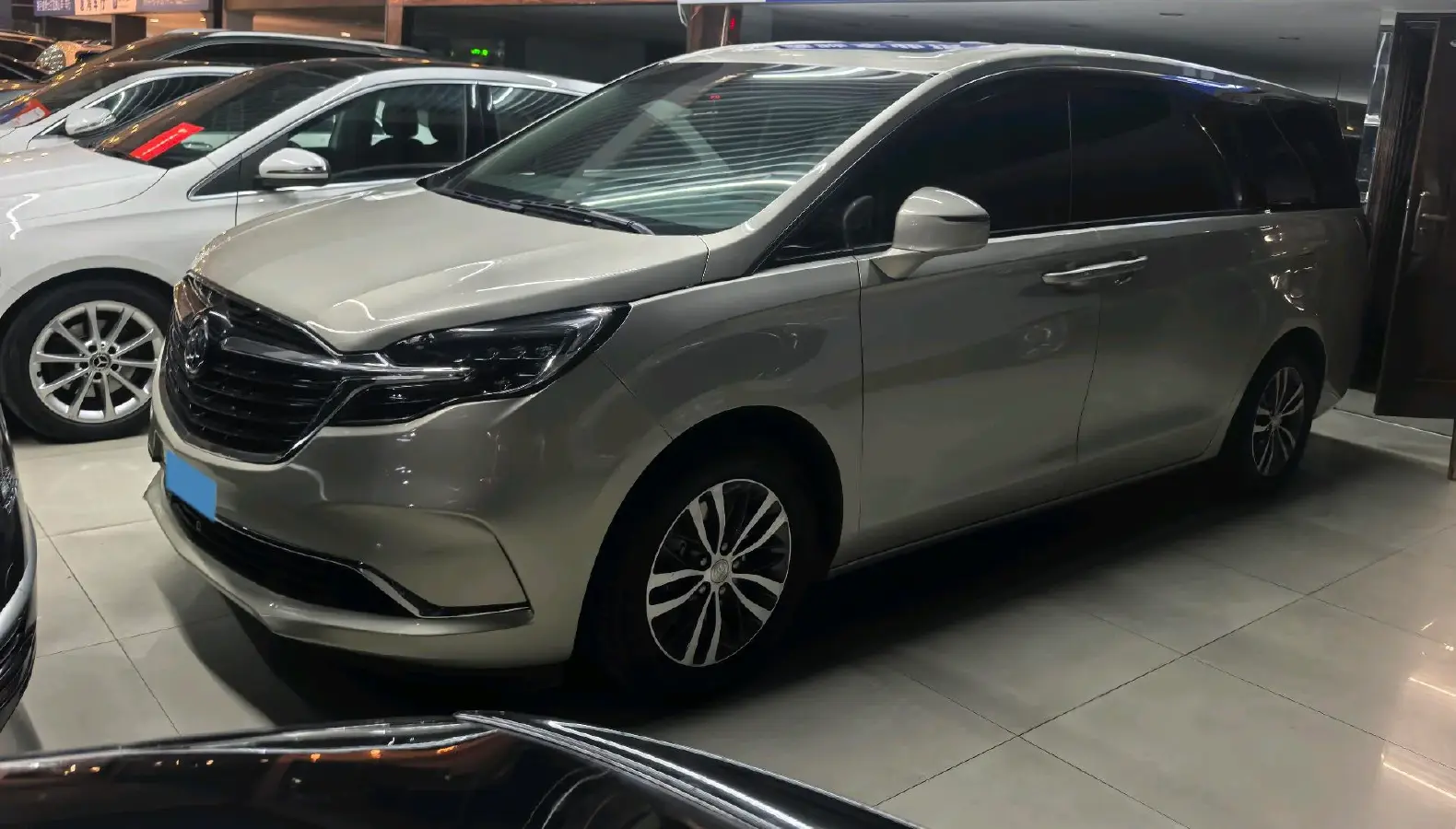 2022 Buick GL8 2.0T 237HP L4 9AT