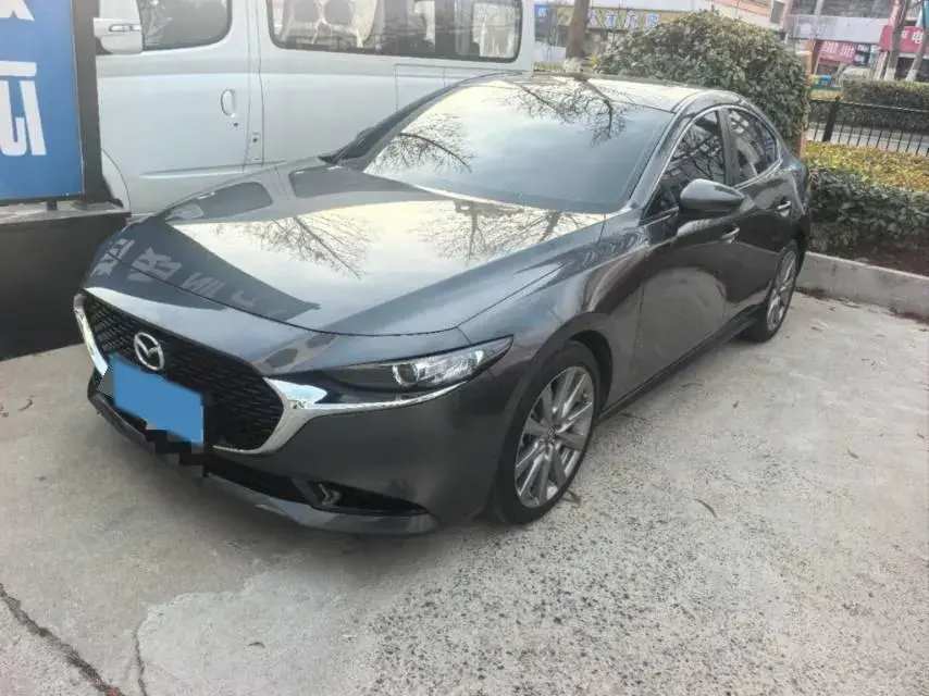 2022 Mazda 3 Axela 2.0L 158HP L4 6AT