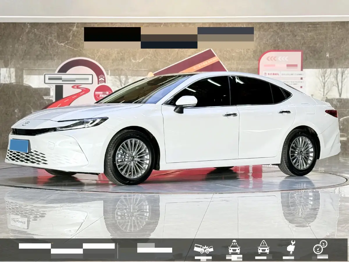 2024 Toyota Camry 2.0L 173HP L4 CVT