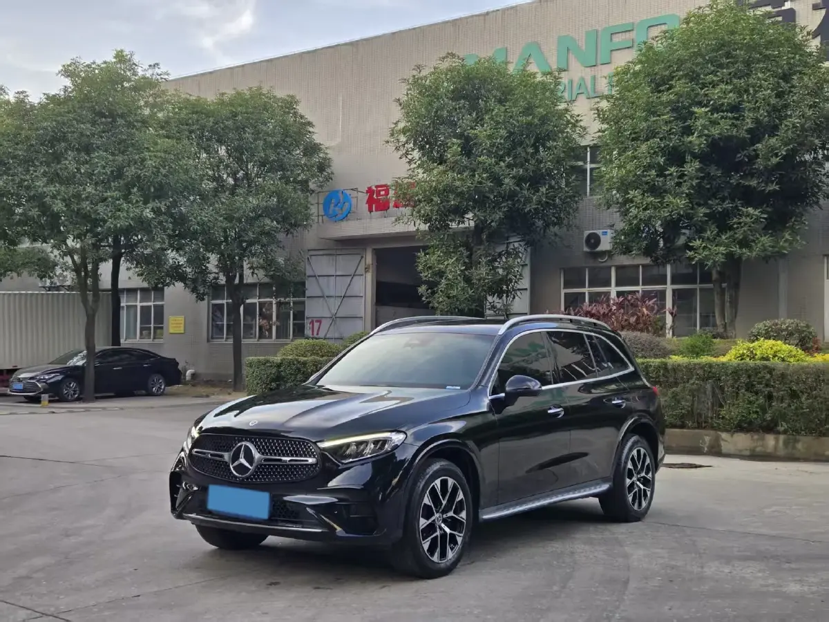 2024 Mercedes-Benz GLC Class 2.0T 204HP L4 9AT