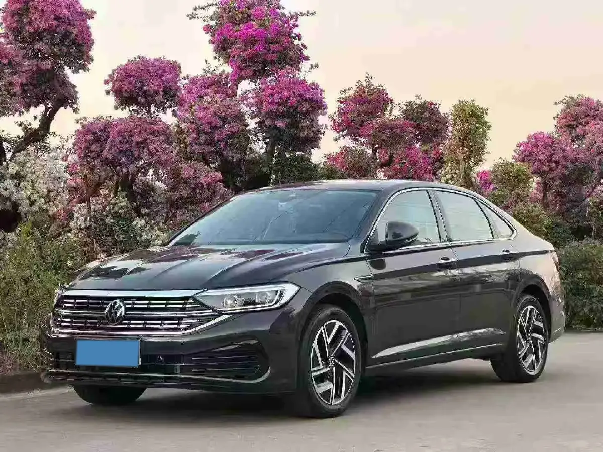 2023 Volkswagen Sagitar 1.4T 150HP L4 7DCT