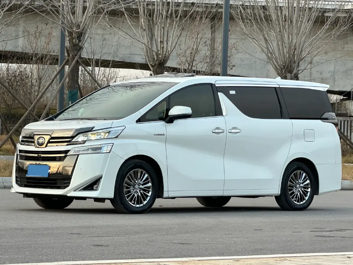 2020 Toyota Vellfire 2.5L 117HP L4 E-CVT Hybrid