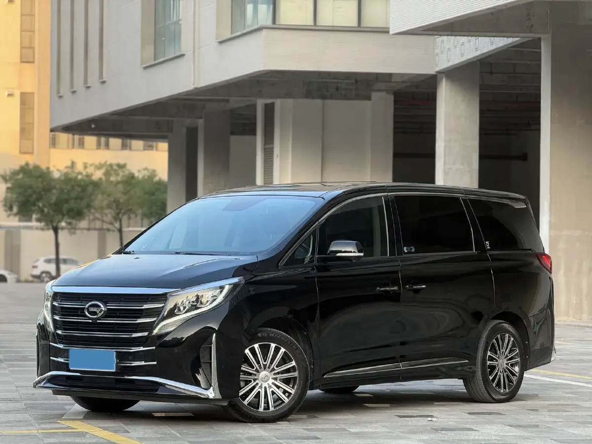 2021 GAC Trumpchi M8 2.0T 252HP L4 8AT