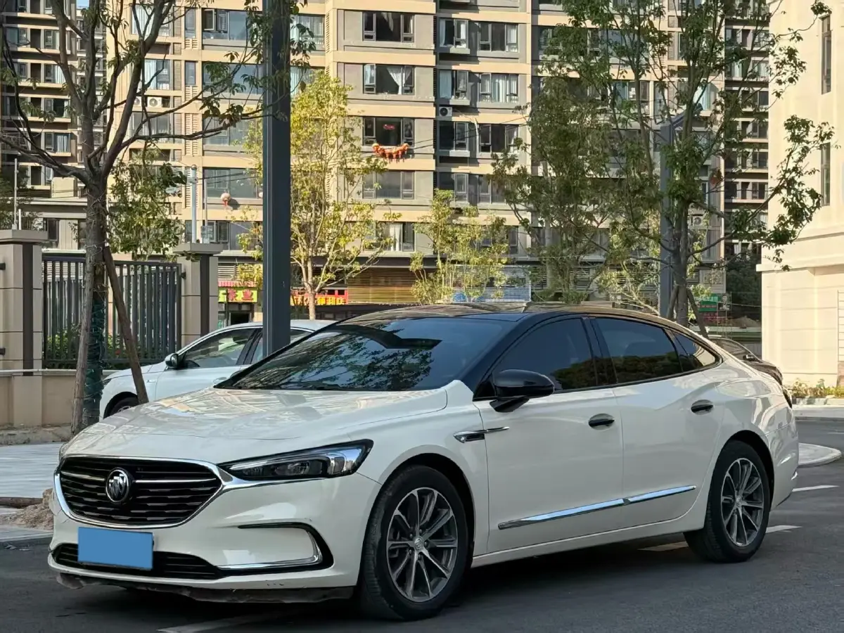 2021 Buick Larcosse 2.0T 237HP L4 9AT