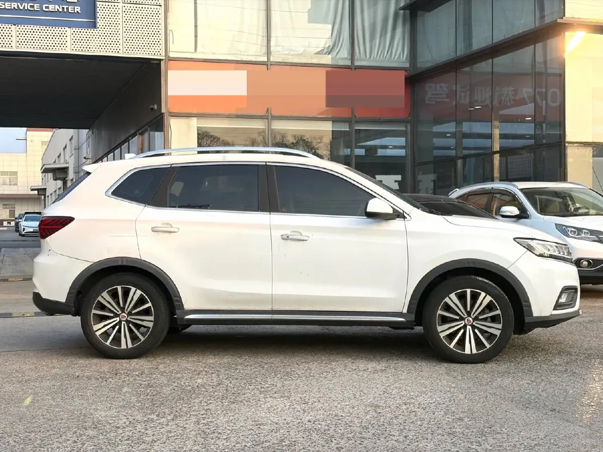 2019 Mitsubishi Eclipse Cross 1.5T 170HP L4 6MT,autocango,china used car exporter,china ev exporter,chinese used car exporter,chinese used ev exporter
