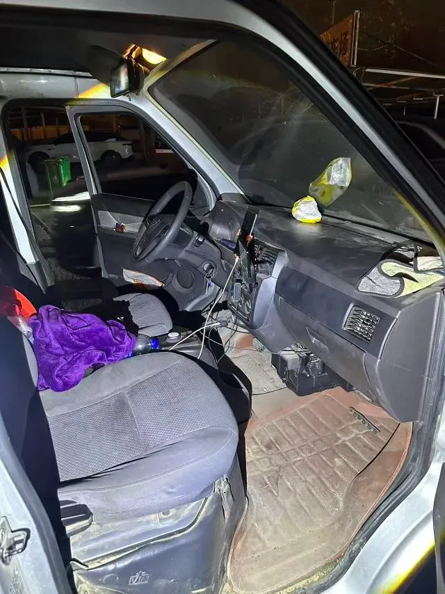 2022 WuLing RongGuang Mini Truck EV BEV 41.5KWH,autocango,china used car exporter,china ev exporter,chinese used car exporter,chinese used ev exporter