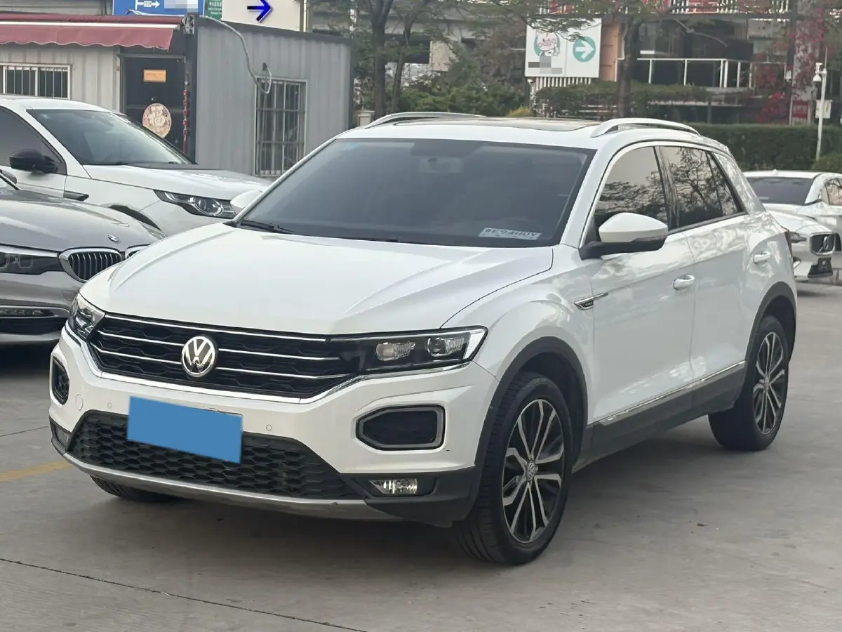 2020 Volkswagen T-Roc 1.4T 150HP L4 7DCT