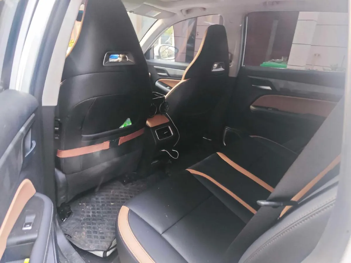 2024 Geely OkavangoPRO 1.5T 181HP L4 7DCT,autocango,china used car exporter,china ev exporter,chinese used car exporter,chinese used ev exporter