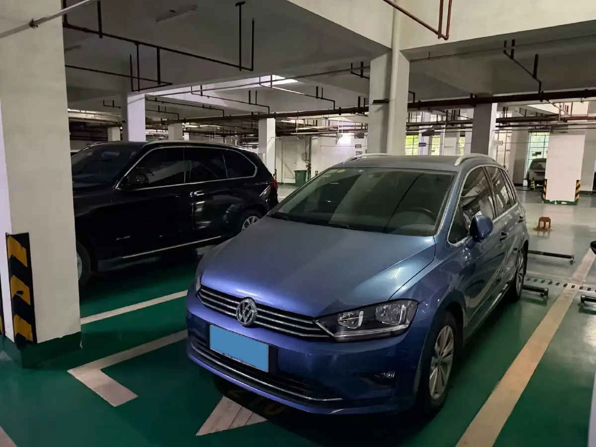 2018 Volkswagen Golf Sportsvan 1.4T 131HP L4 7DCT