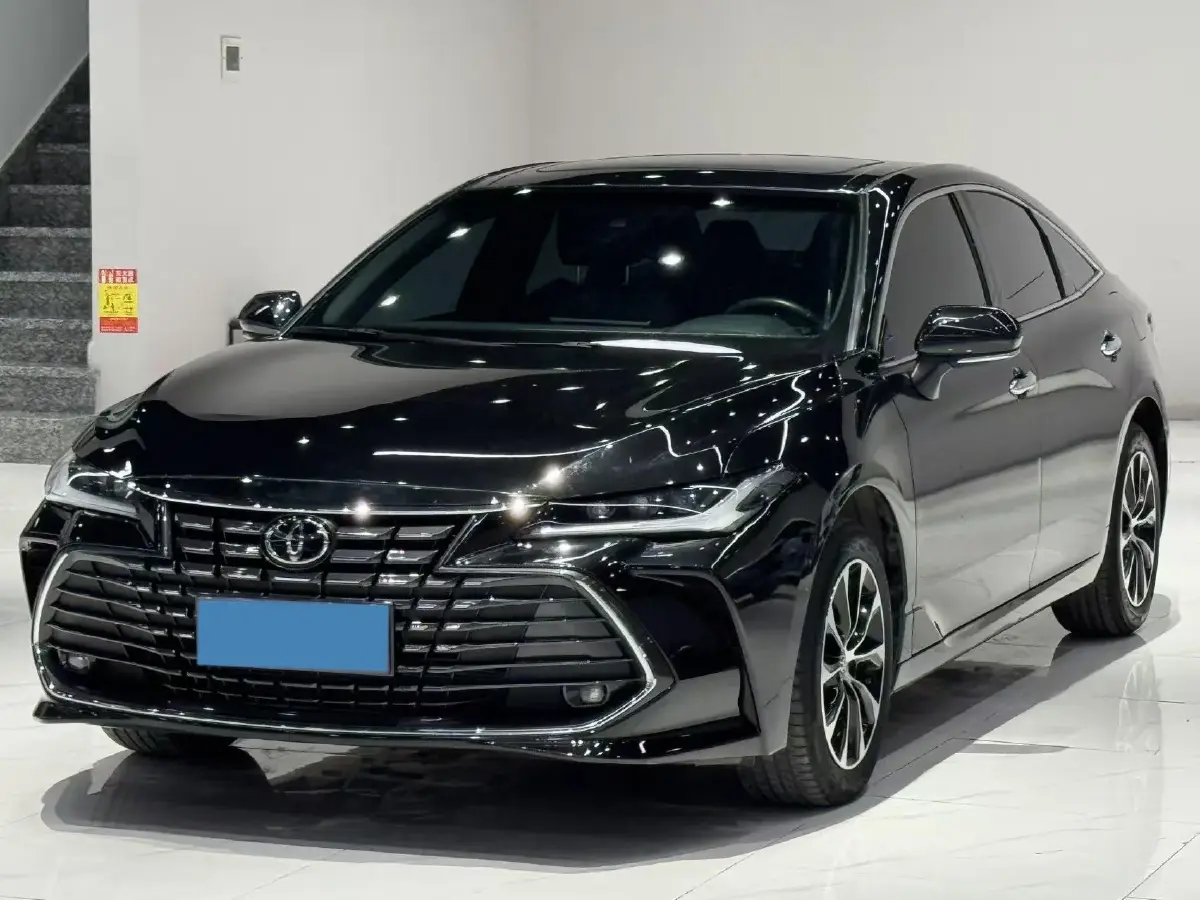2023 Toyota Avalon 2.0L 177HP L4 CVT