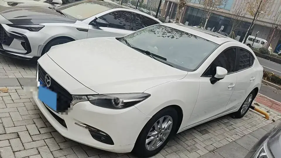 2017 Mazda 3 Axela 1.5L 117HP L4 6AT