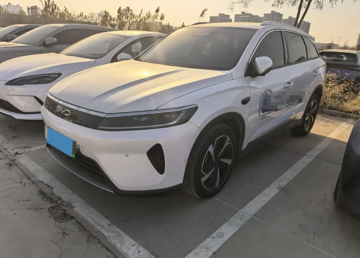 2025 BYD Sea Lion 05 DM-i 1.5L 101HP L4 E-CVT PHEV 18.3KWH