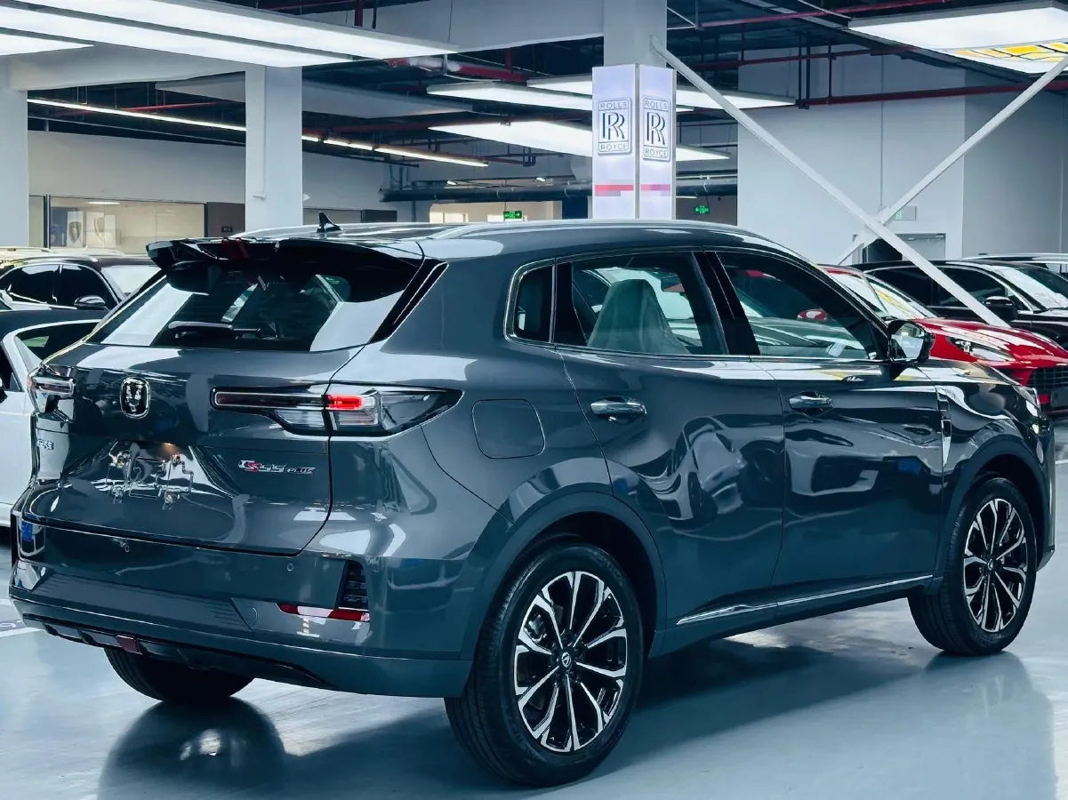 2025 ChangAn CS55PLUS PHEV 1.5L 98HP L4 E-CVT PHEV,autocango,china used car exporter,china ev exporter,chinese used car exporter,chinese used ev exporter