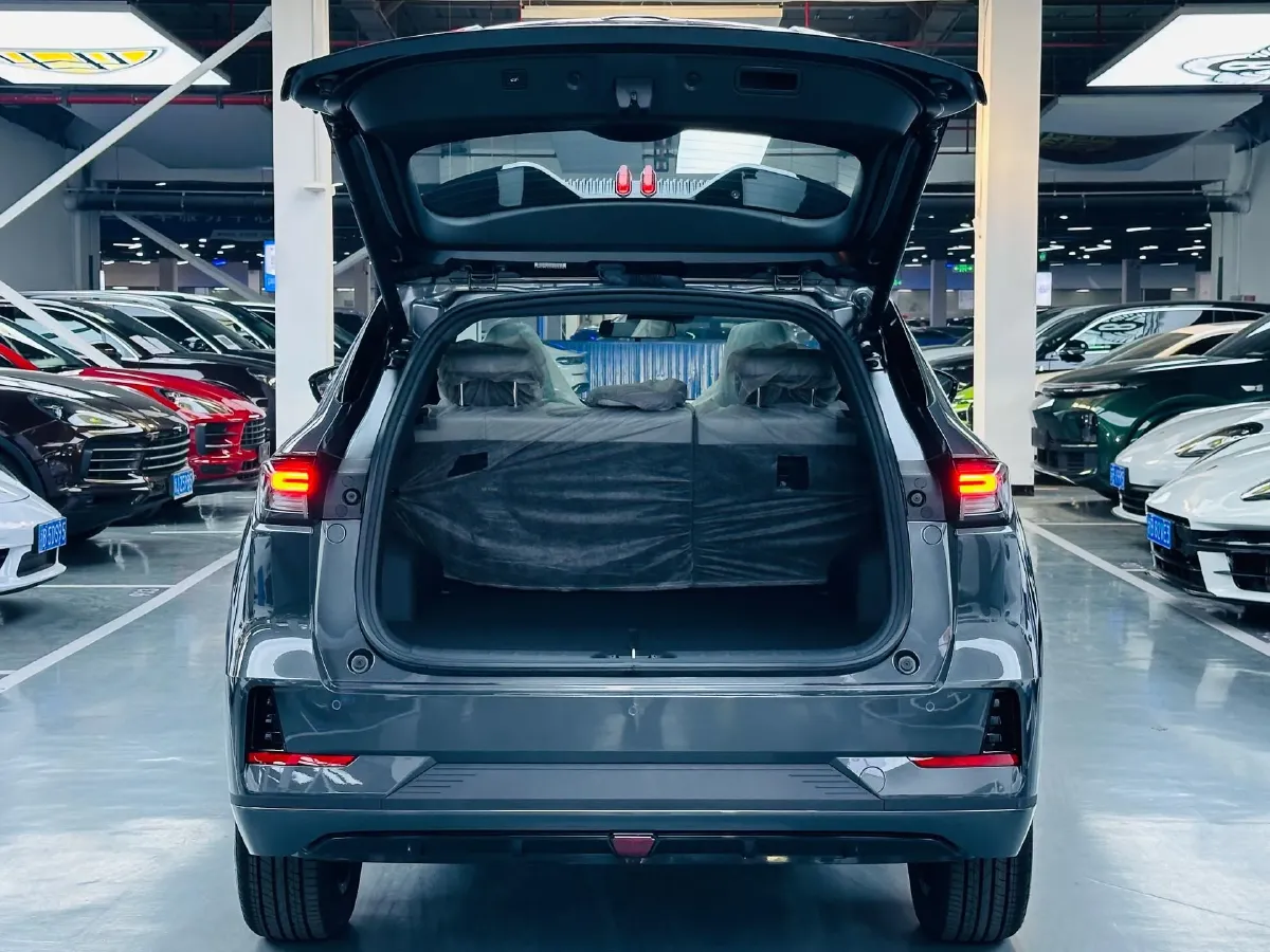 2025 ChangAn CS55PLUS PHEV 1.5L 98HP L4 E-CVT PHEV,autocango,china used car exporter,china ev exporter,chinese used car exporter,chinese used ev exporter