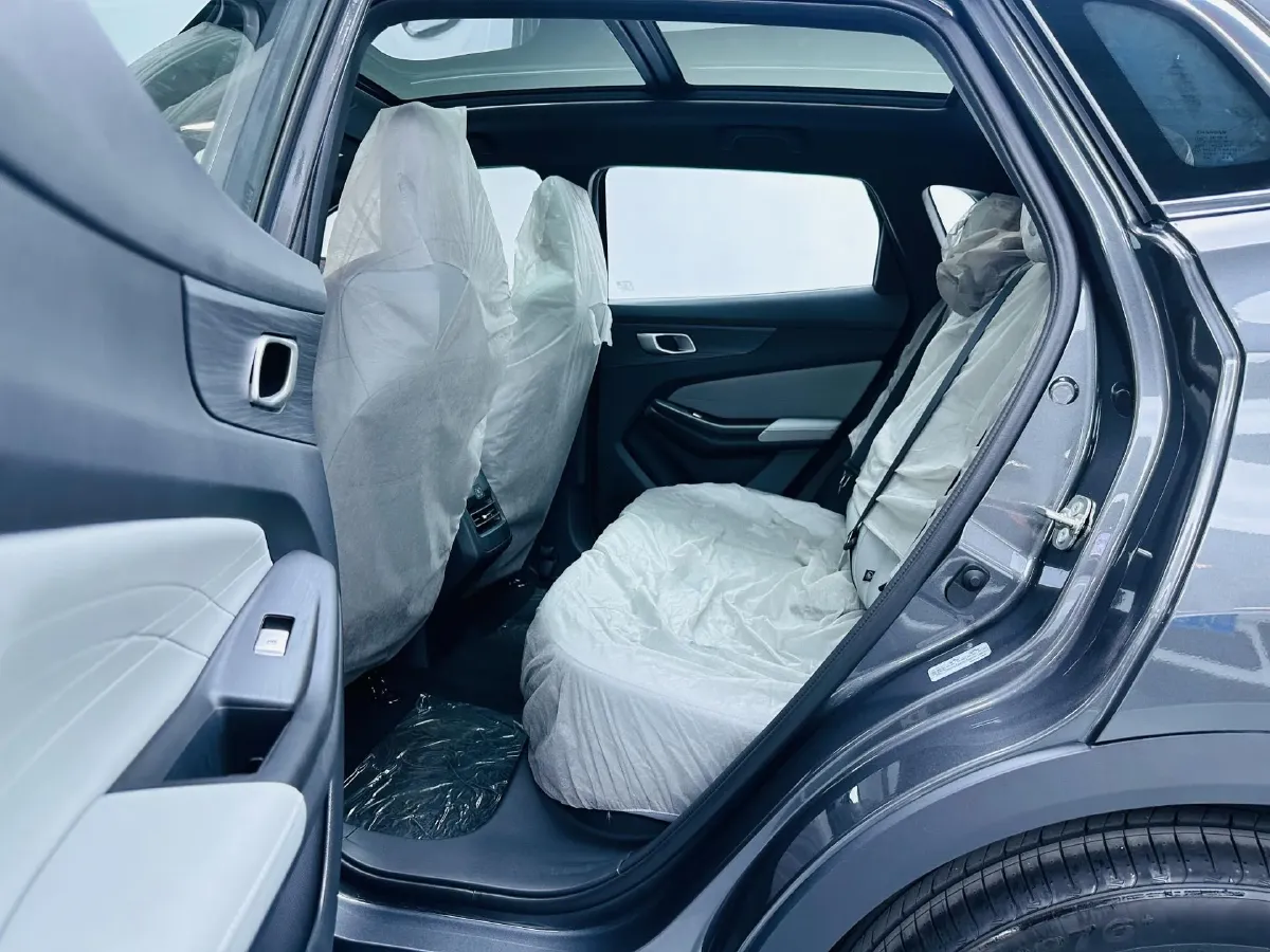 2025 ChangAn CS55PLUS PHEV 1.5L 98HP L4 E-CVT PHEV,autocango,china used car exporter,china ev exporter,chinese used car exporter,chinese used ev exporter