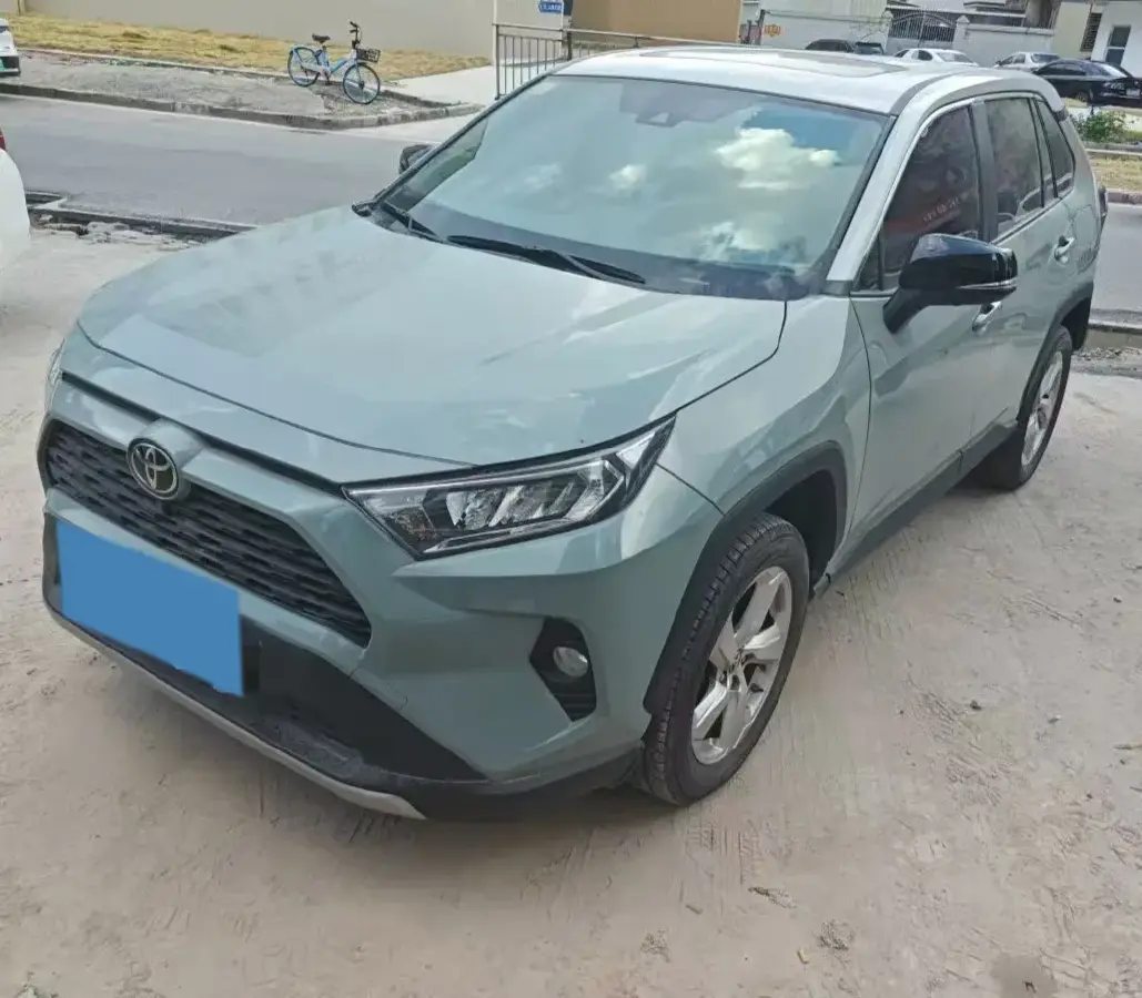 2020 Toyota RAV4 2.0L 171HP L4 CVT