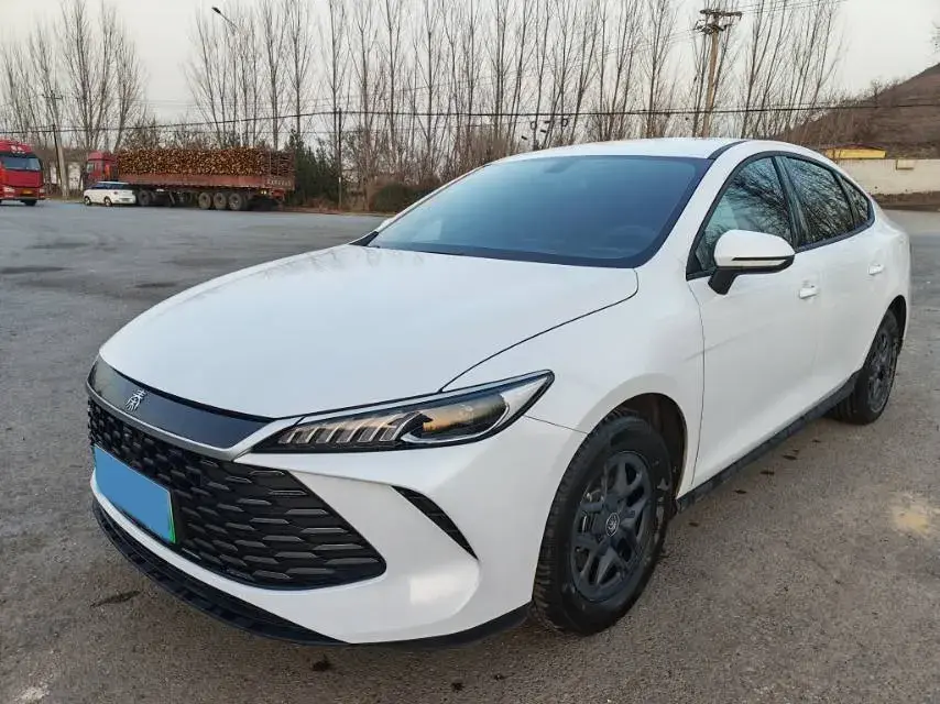 2025 BYD Qin Plus 1.5L 101HP L4 E-CVT PHEV 7.68KWH