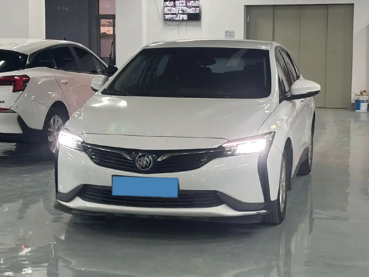 2022 Buick Velite 6 1.5L 102HP L4 E-CVT PHEV 9.5KWH