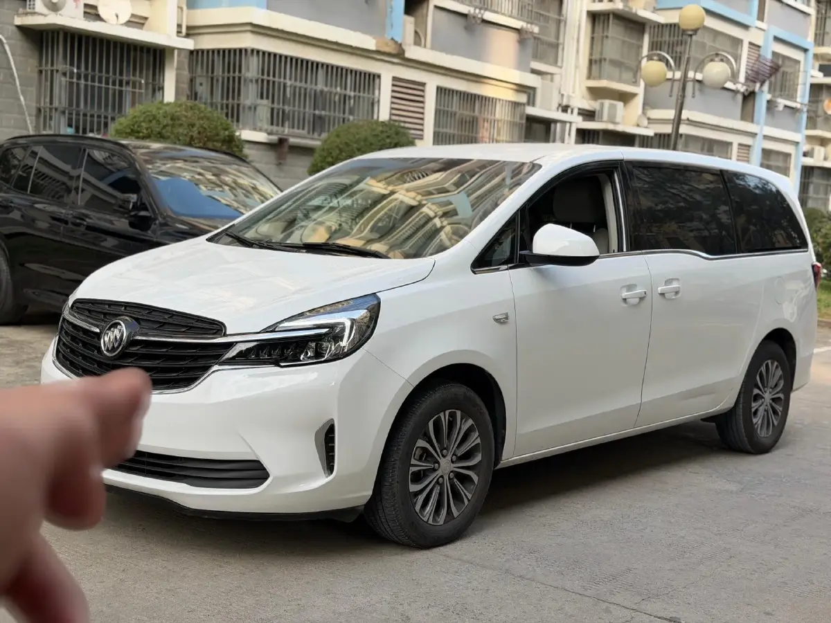 2022 Buick GL8 2.0T 237HP L4 9AT