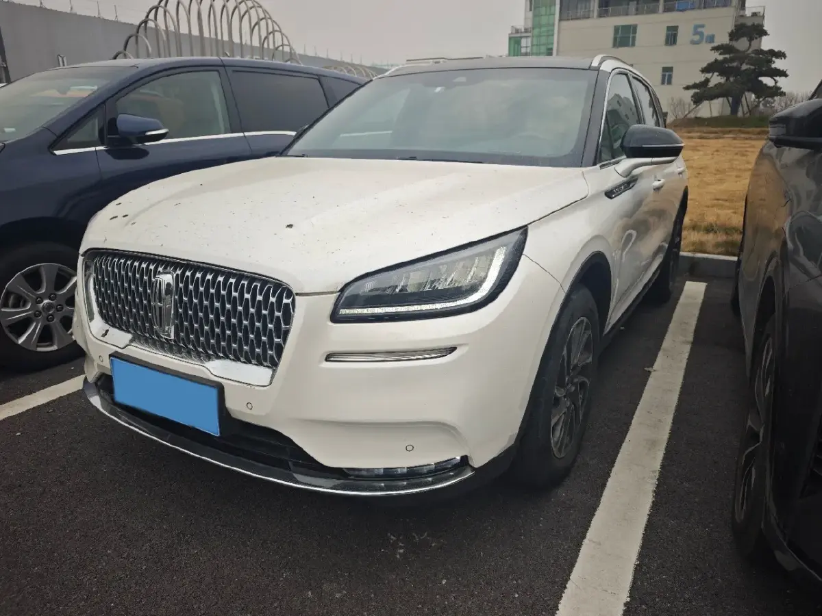 2020 Lexus CT 1.8L 99HP L4 E-CVT Hybrid