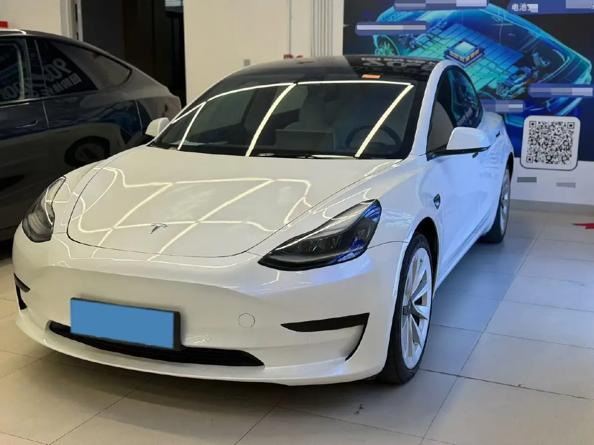 2022 Tesla Model 3 BEV 60KWH