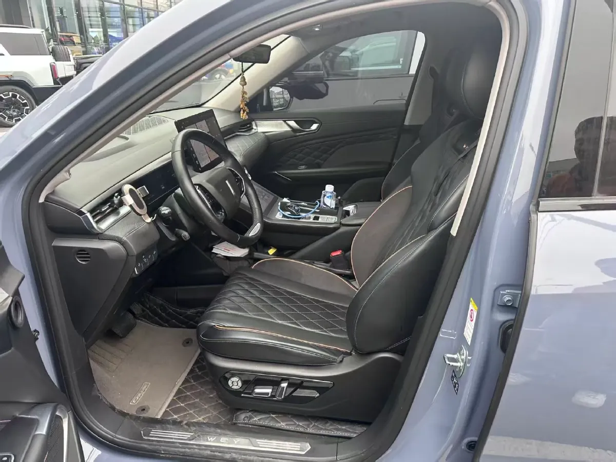 2022 WEY Latte DHT 1.5T 156HP L4 2DHT Hybrid,autocango,china used car exporter,china ev exporter,chinese used car exporter,chinese used ev exporter