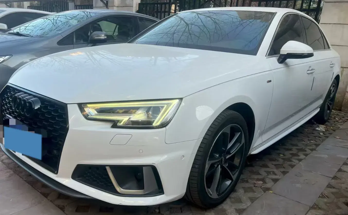 2019 Audi A4L 2.0T 190HP L4 7DCT