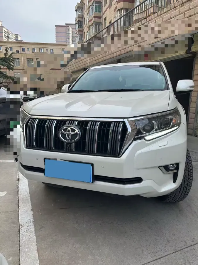 2018 Volvo XC90 2.0T 254HP L4 8AT,autocango,china used car exporter,china ev exporter,chinese used car exporter,chinese used ev exporter