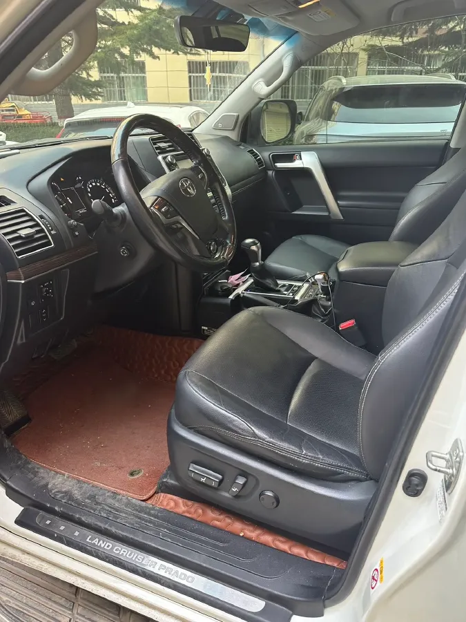 2018 Volvo XC90 2.0T 254HP L4 8AT,autocango,china used car exporter,china ev exporter,chinese used car exporter,chinese used ev exporter