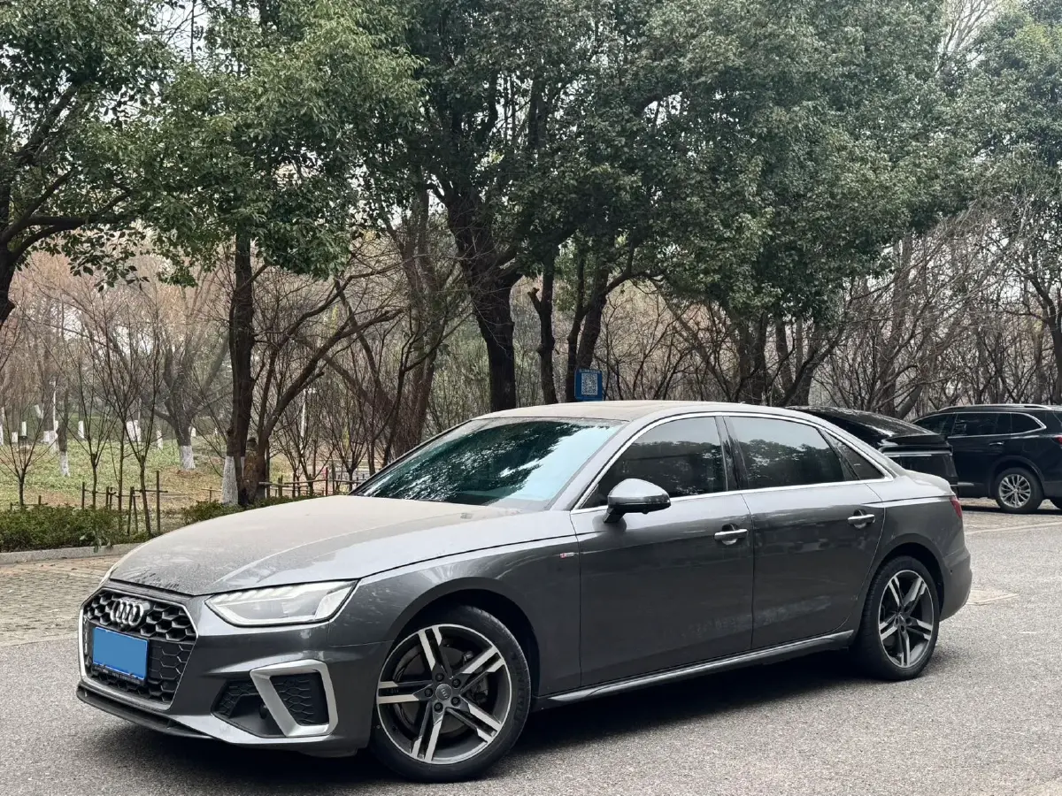 2020 Audi A4L 2.0T 190HP L4 7DCT