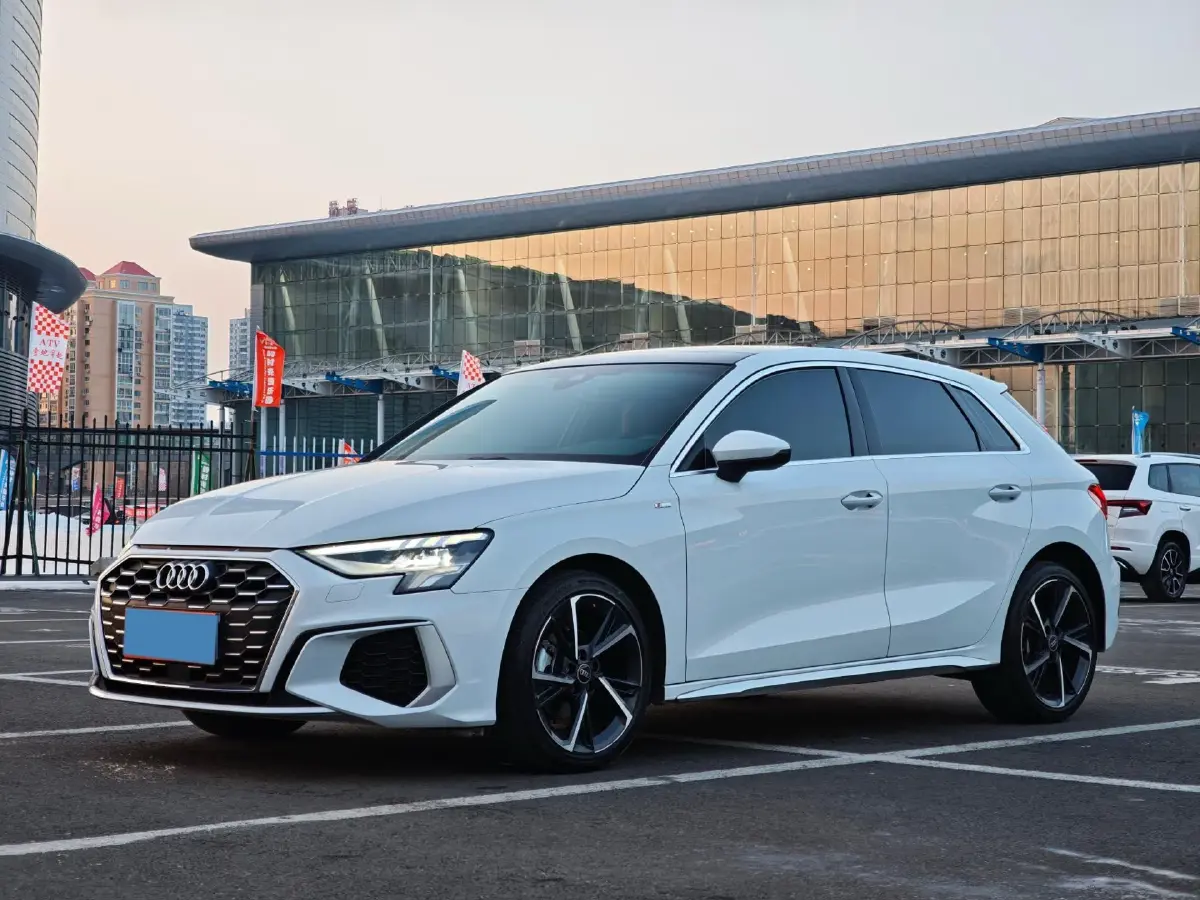 2022 Audi A3 1.4T 150HP L4 7DCT