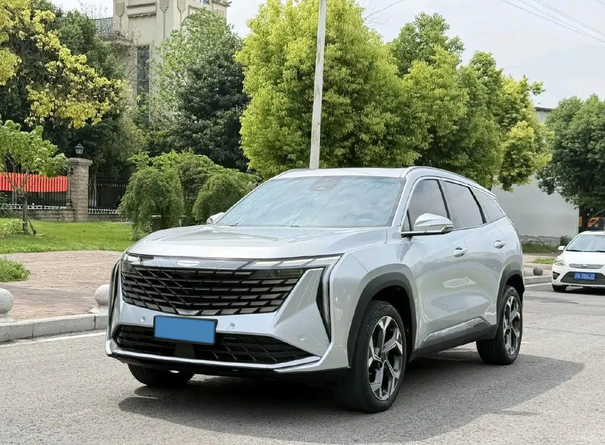 2023 Geely StarRay 2.0T 218HP L4 7DCT
