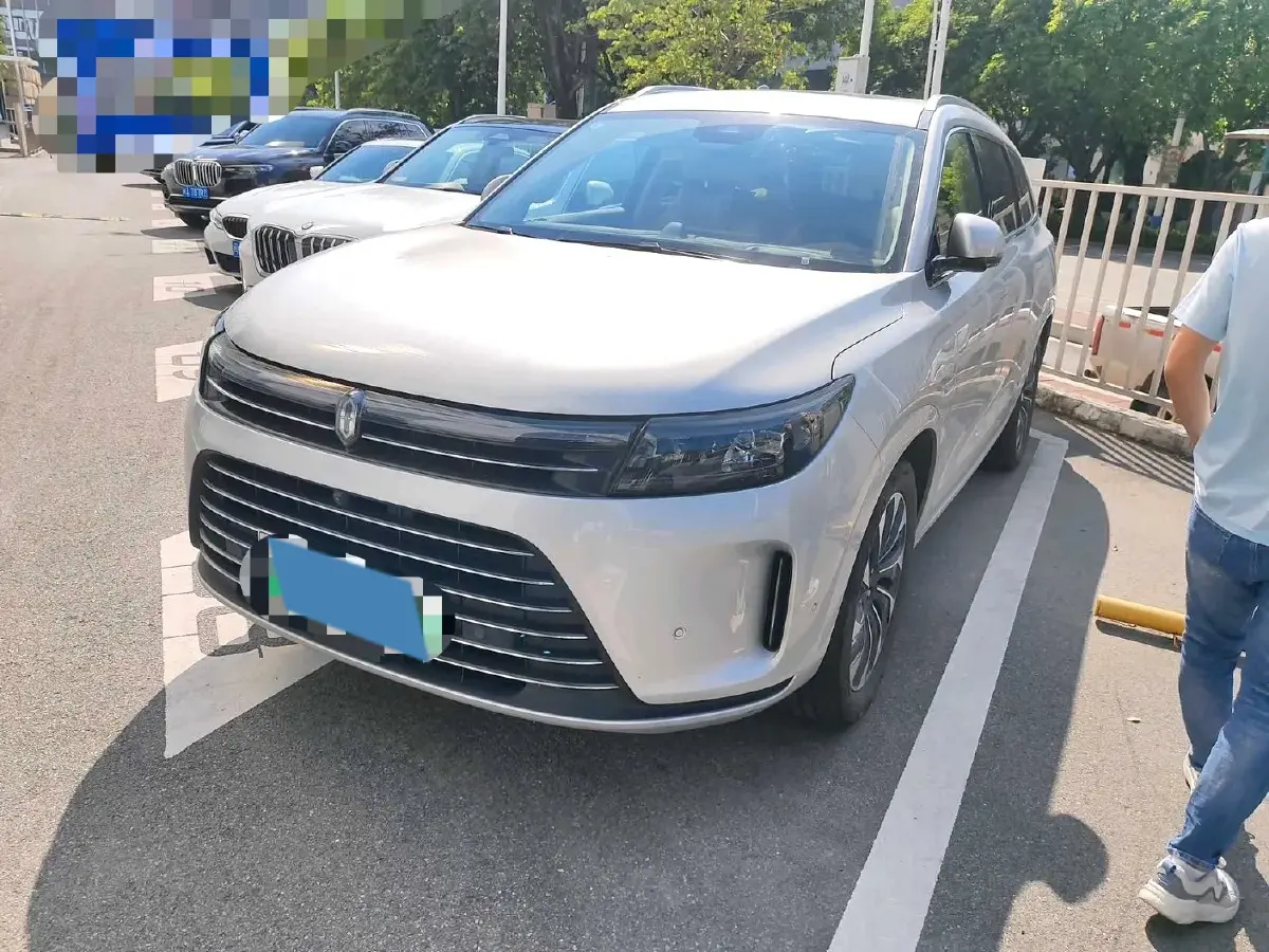 2022 Infiniti Q50L 2.0T 211HP L4 7AT