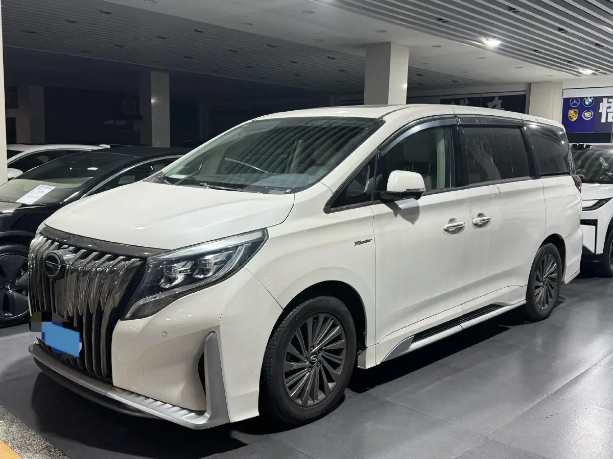 2021 GAC Trumpchi M8 2.0T 252HP L4 8AT