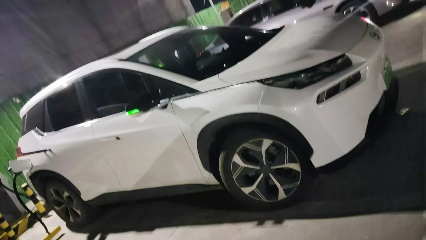 2024 BeiJing Auto EU5 Plus BEV 60.7KWH,autocango,china used car exporter,china ev exporter,chinese used car exporter,chinese used ev exporter