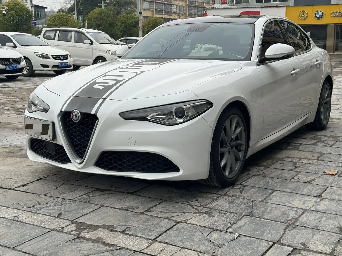 2017 Toyota Highlander 2.0T 220HP L4 6AT