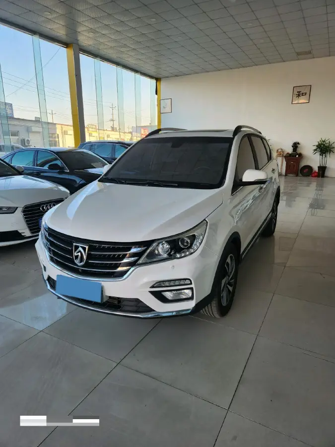 2017 BaoJun 560 1.5T 150HP L4 6DCT