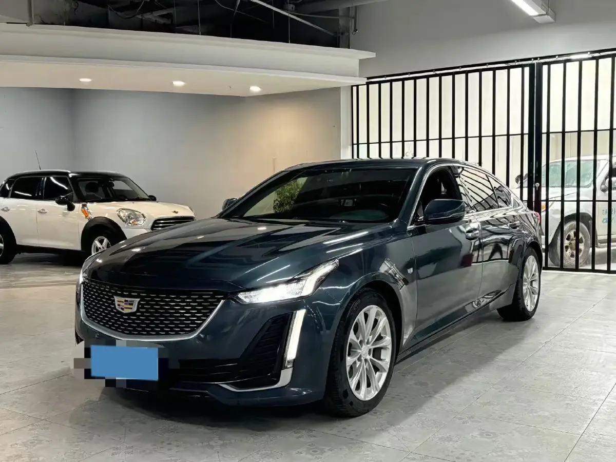 2020 Cadillac CT5 2.0T 241HP L4 10AT