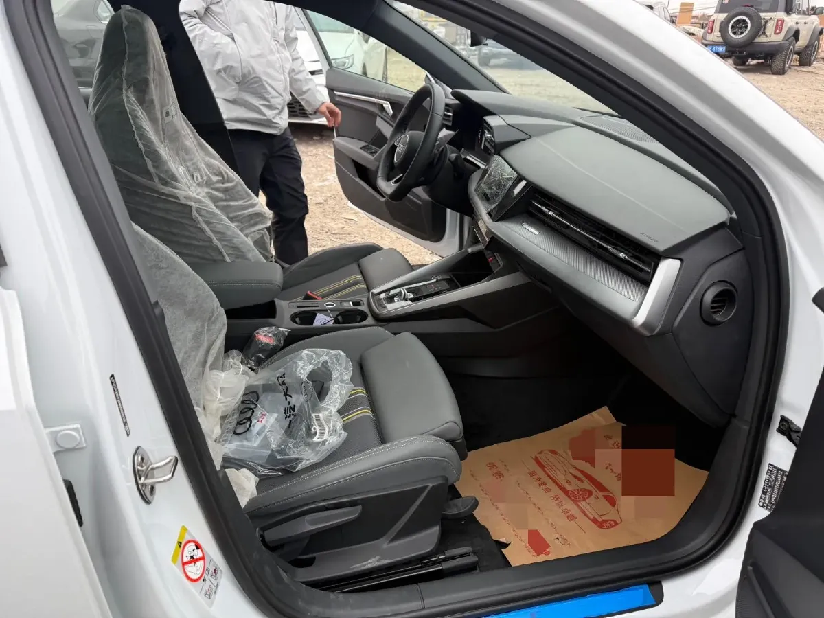 2022 Audi A3 1.4T 150HP L4 7DCT,autocango,china used car exporter,china ev exporter,chinese used car exporter,chinese used ev exporter